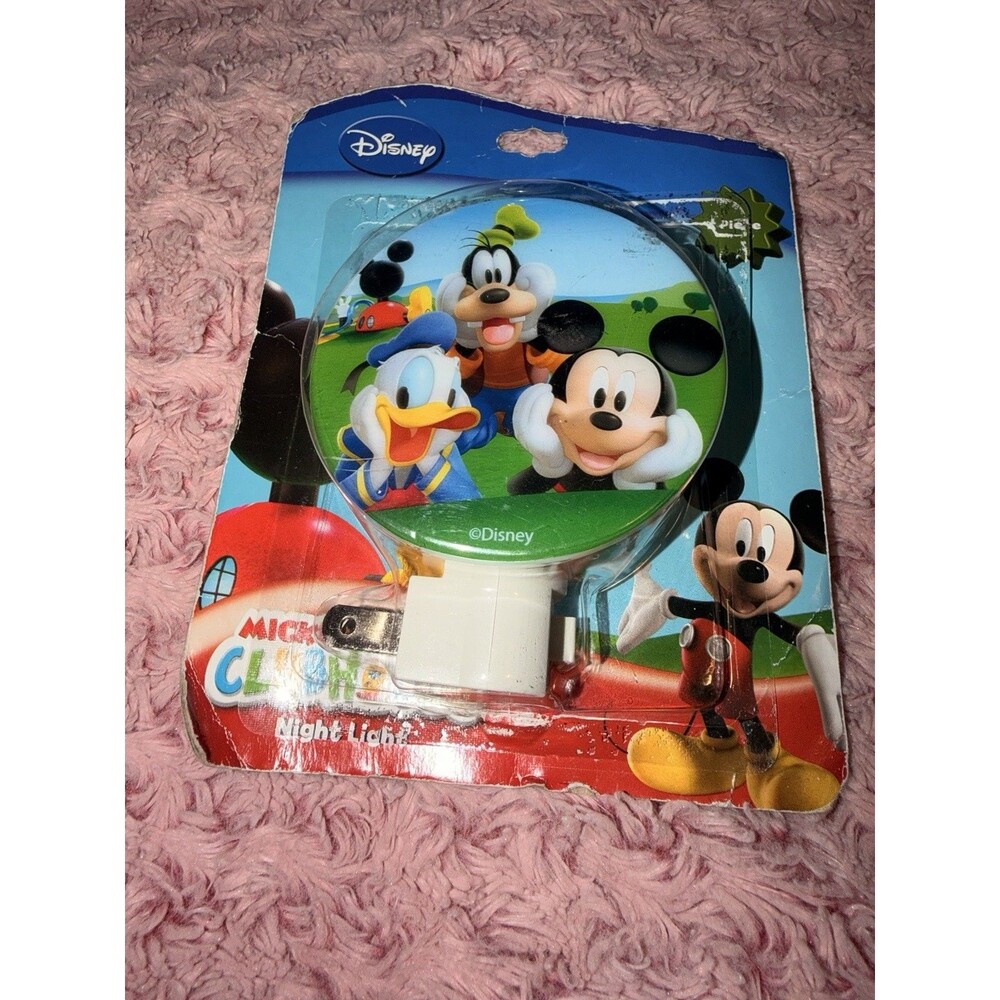 NIGHT LIGHT MICKEY MOUSE CLUBHOUSE DISNEY INDOOR ROTARY SHADE 120 VOLT 4-7 WATT
